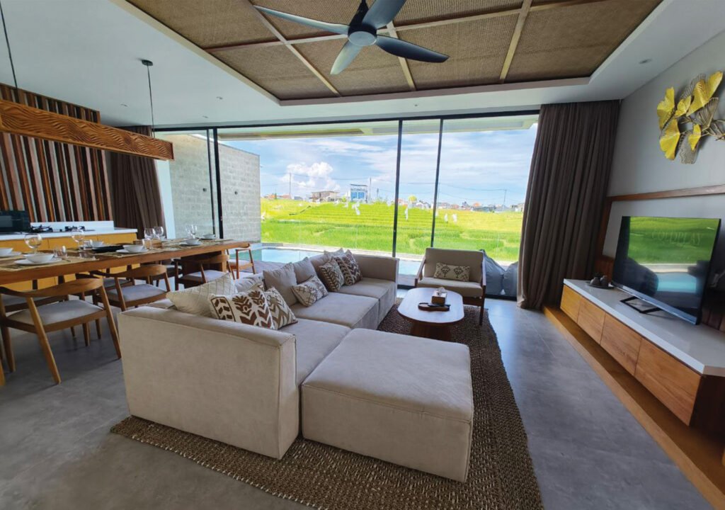 Crafting Your Bali Outdoor Haven: A Comprehensive Guide to Ideal Furniture for Every Climate